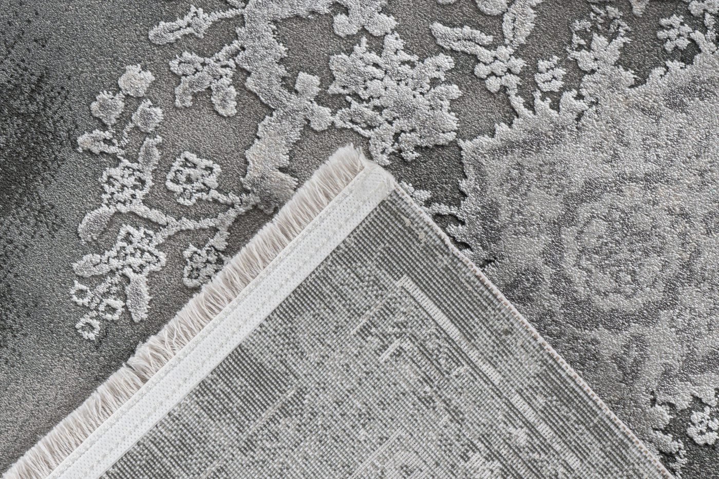 Pierre Cardin - Orsay 701 High Quality Silver Rug with Centre Medallion - Lalee Designer Rugs